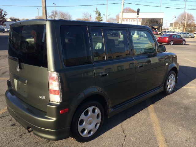 2005 Scion xB Unknown