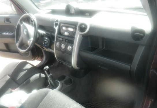 2005 Scion xB SW2