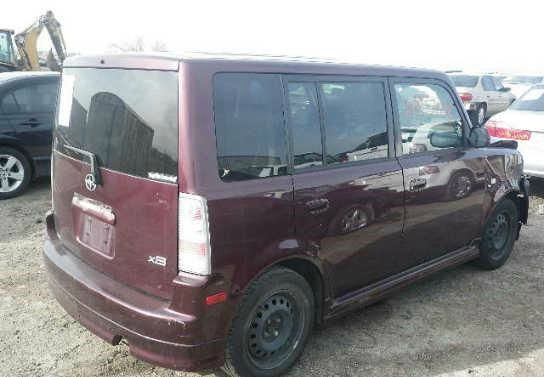 2005 Scion xB SW2