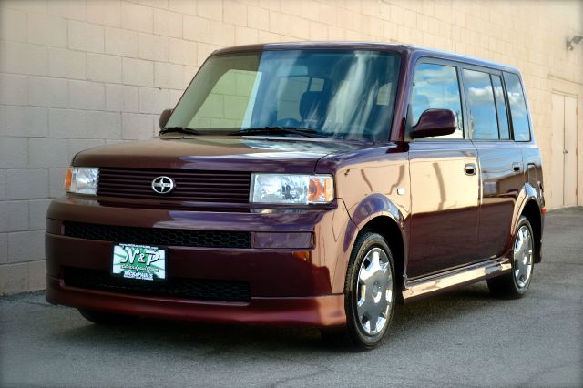 2005 Scion xB Unknown