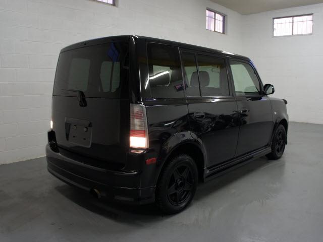 2005 Scion xB Unknown