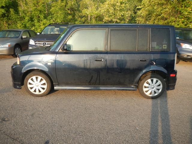 2005 Scion xB Base
