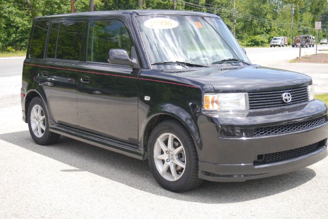 2006 Scion xB SW2