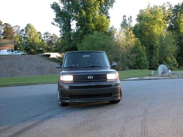 2006 Scion xB SW2