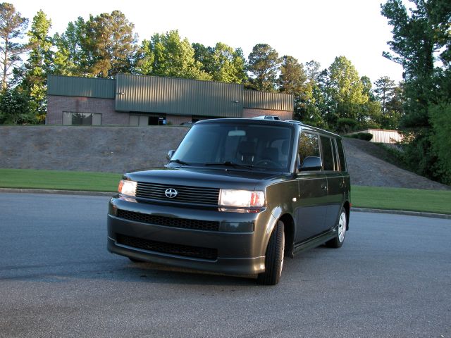 2006 Scion xB SW2