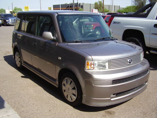 2006 Scion xB SW2