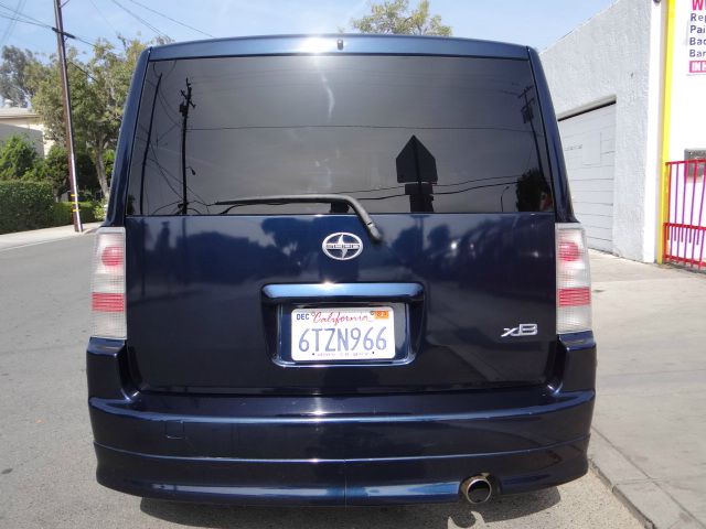 2006 Scion xB SW2