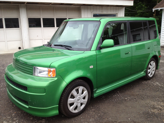 2006 Scion xB SW2