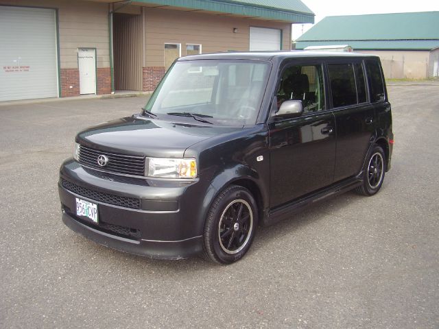 2006 Scion xB SW2