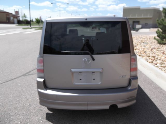 2006 Scion xB SW2