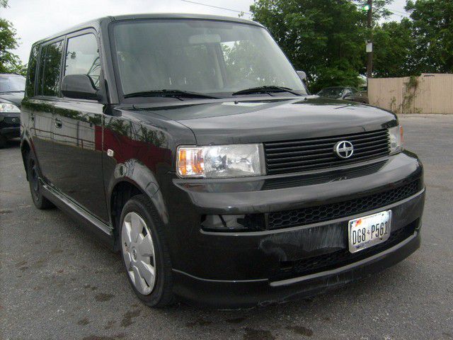 2006 Scion xB SW2