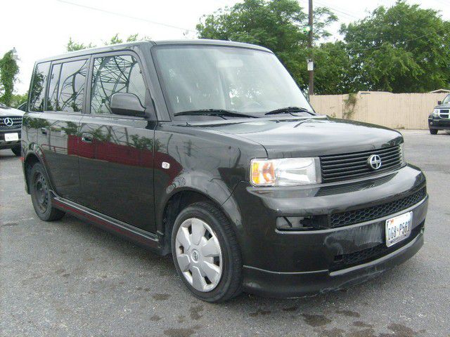 2006 Scion xB SW2