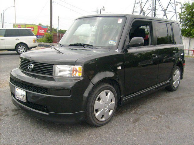 2006 Scion xB SW2