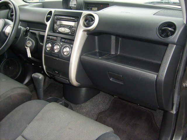 2006 Scion xB SW2