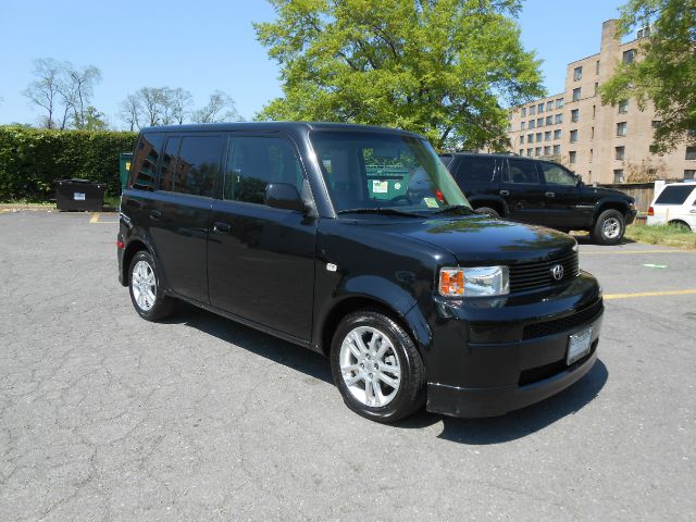 2006 Scion xB SW2