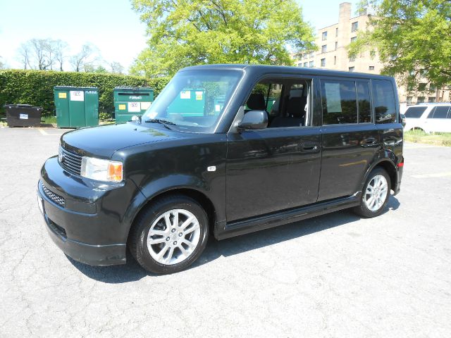 2006 Scion xB SW2