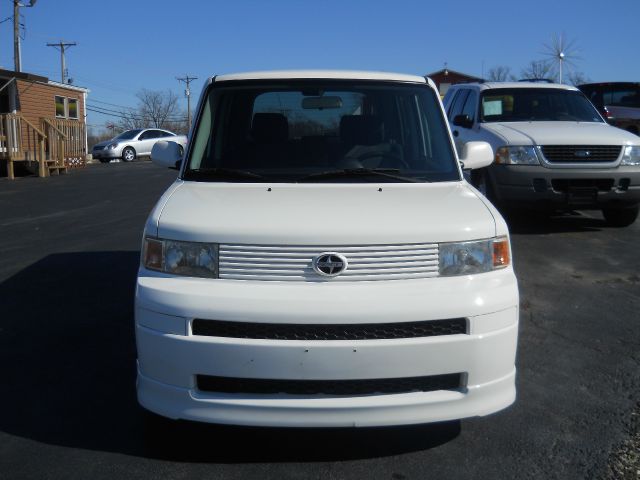 2006 Scion xB SW2
