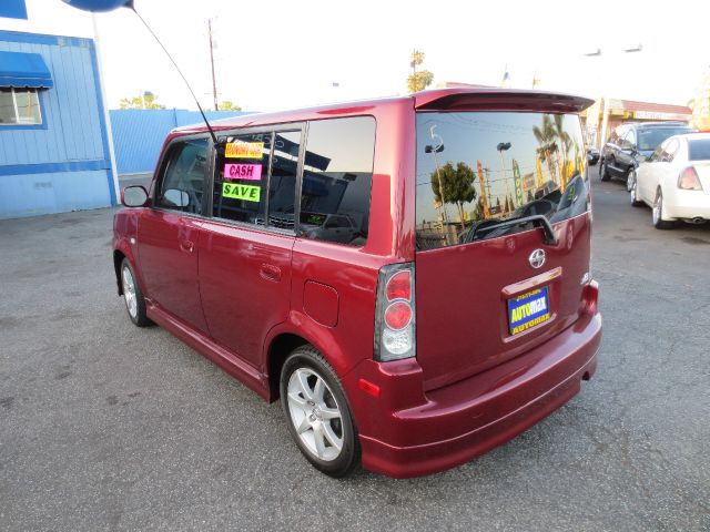 2006 Scion xB SW2