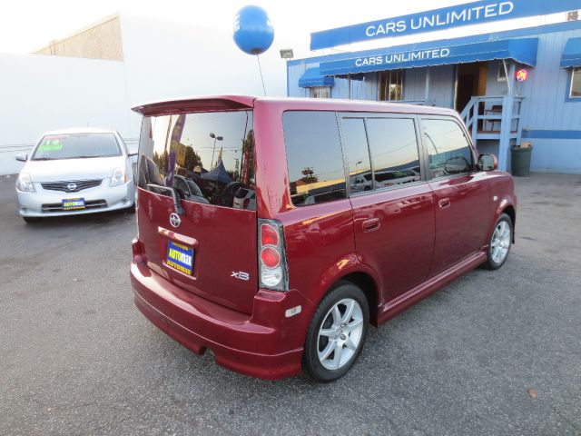 2006 Scion xB SW2