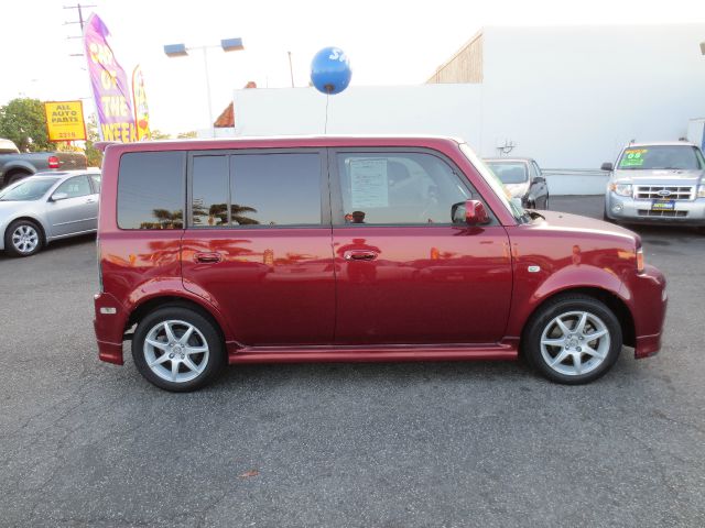 2006 Scion xB SW2