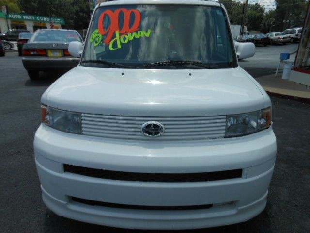 2006 Scion xB SW2
