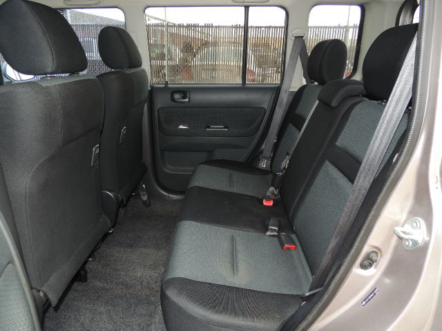 2006 Scion xB SW2