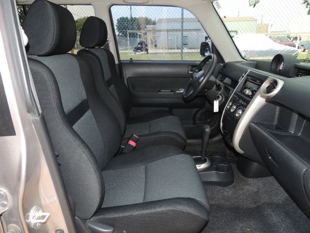 2006 Scion xB SW2