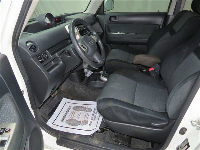 2006 Scion xB SW2