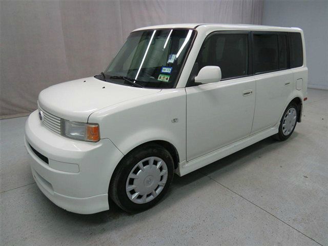 2006 Scion xB SW2