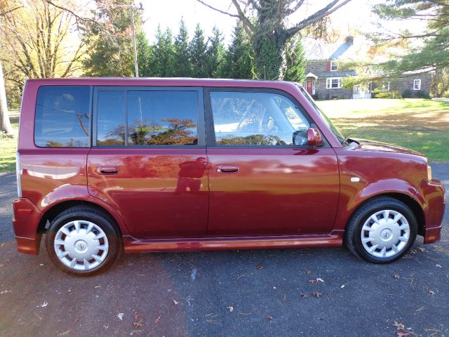 2006 Scion xB SW2