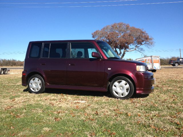 2006 Scion xB SW2