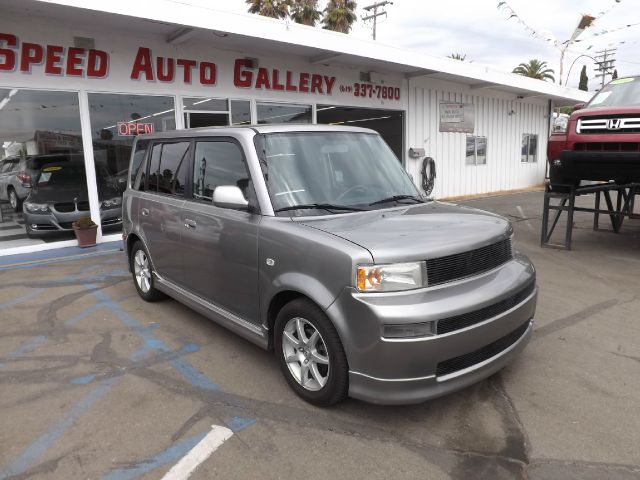 2006 Scion xB SW2
