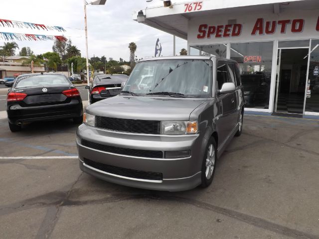 2006 Scion xB SW2