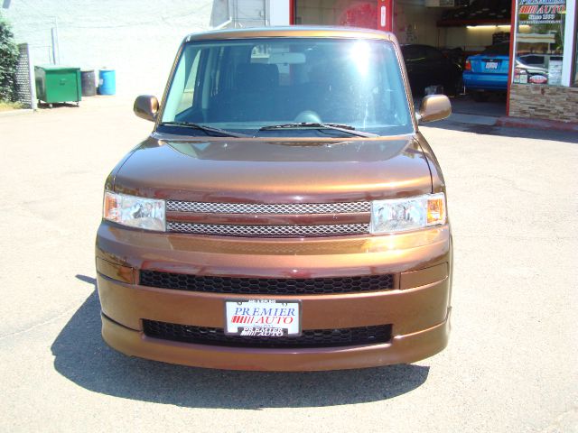 2006 Scion xB SW2