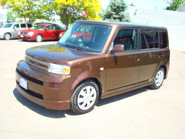 2006 Scion xB SW2