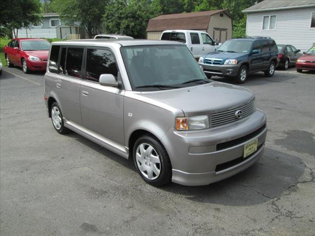 2006 Scion xB 2001 Buick
