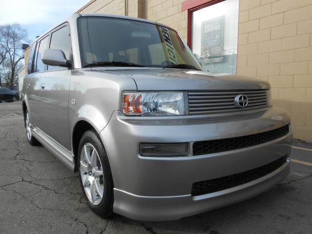 2006 Scion xB SW2