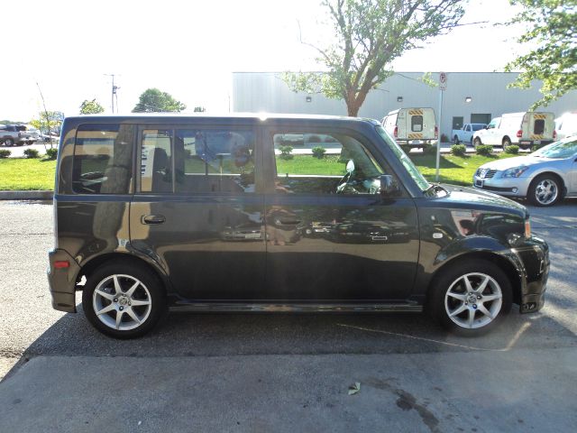 2006 Scion xB SW2