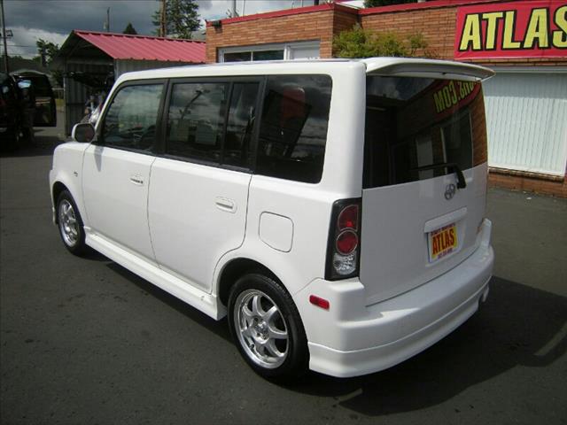 2006 Scion xB Unknown