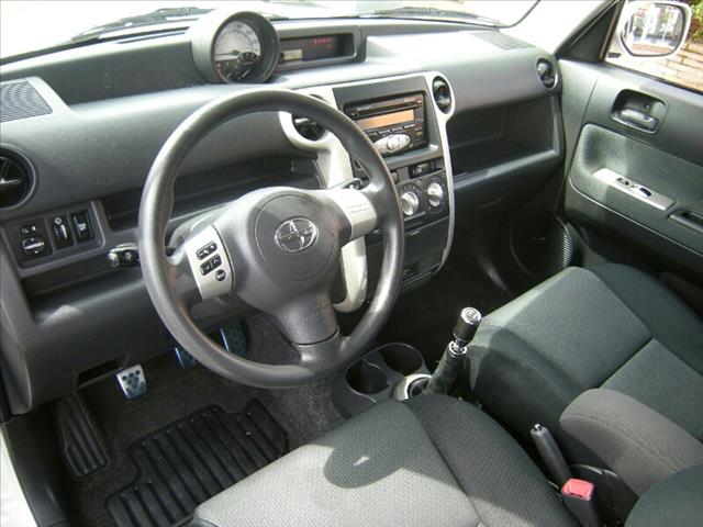 2006 Scion xB Unknown