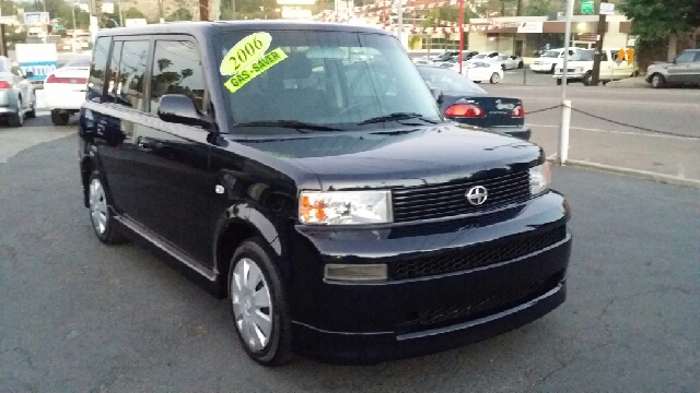 2006 Scion xB SW2