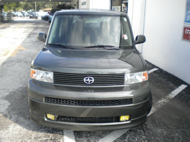 2006 Scion xB SW2