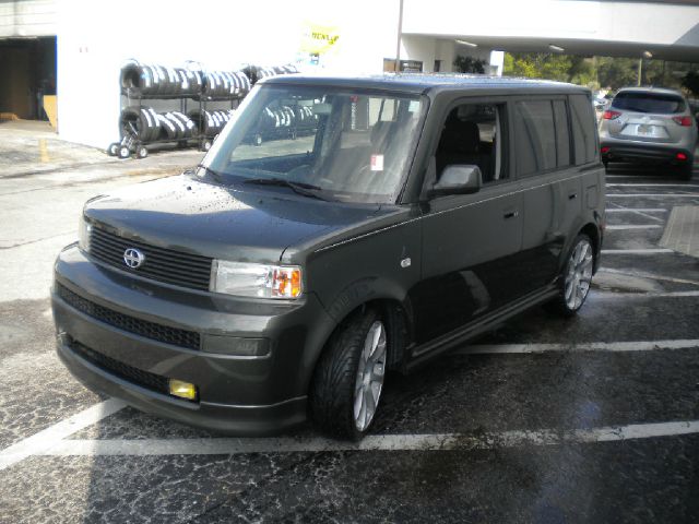 2006 Scion xB SW2