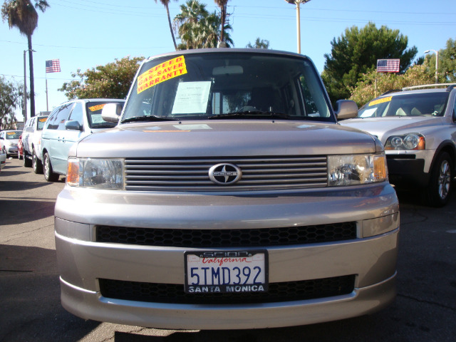 2006 Scion xB SW2