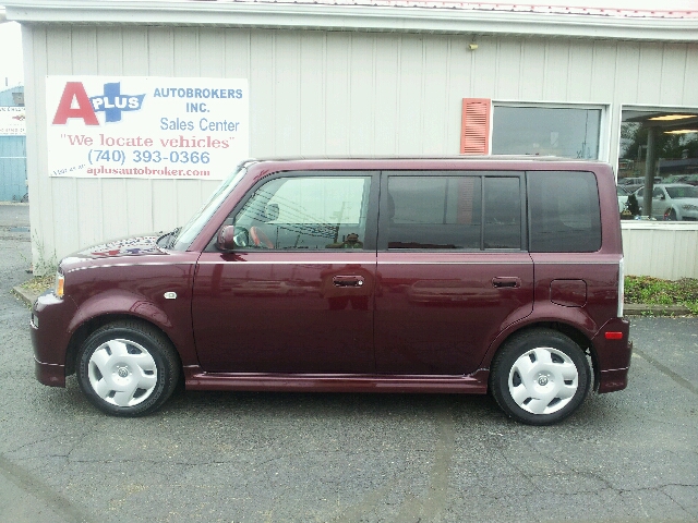 2006 Scion xB SW2