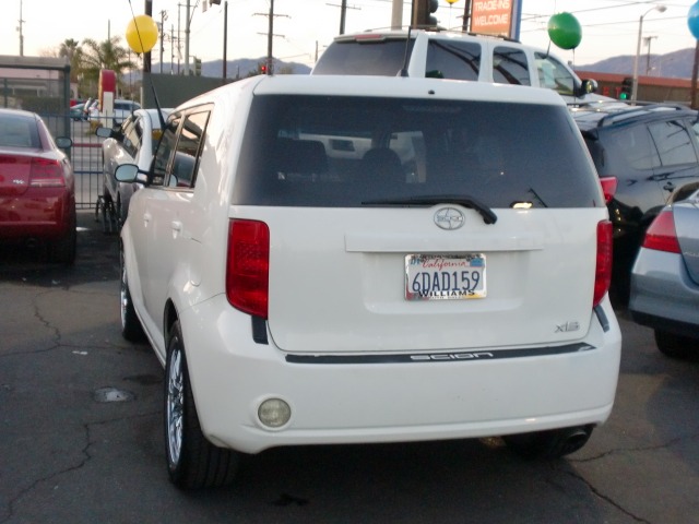 2008 Scion xB SW2