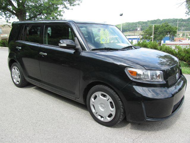 2008 Scion xB SW2