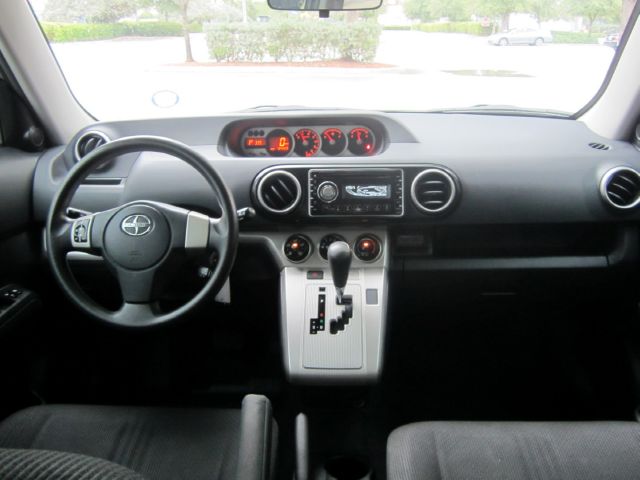 2008 Scion xB SW2