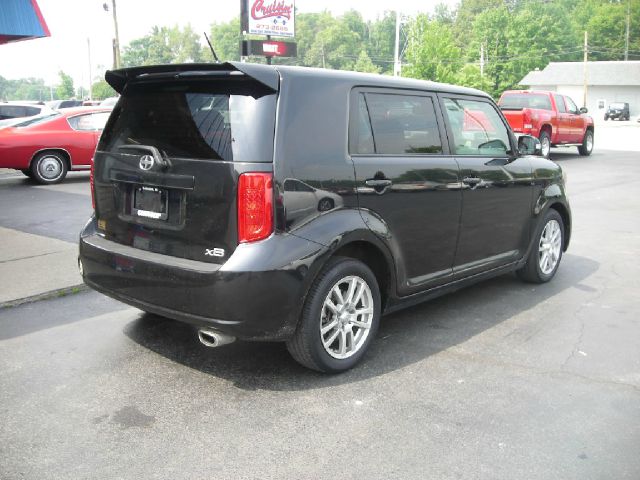 2008 Scion xB SW2