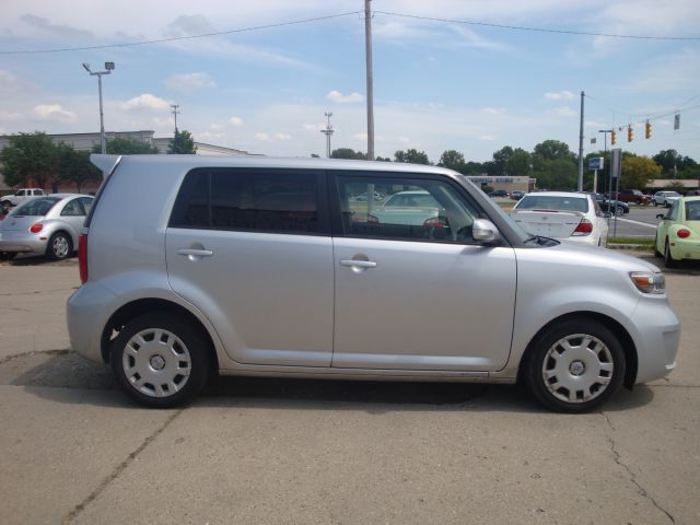 2008 Scion xB SW2
